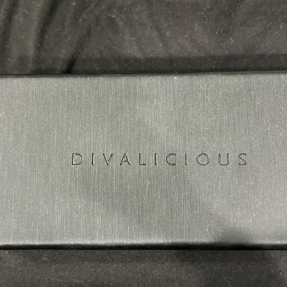 💙Divalicious Eyewear Crystal And Stone💙 NON PRESCRIPTION! - Picture 6 of 7